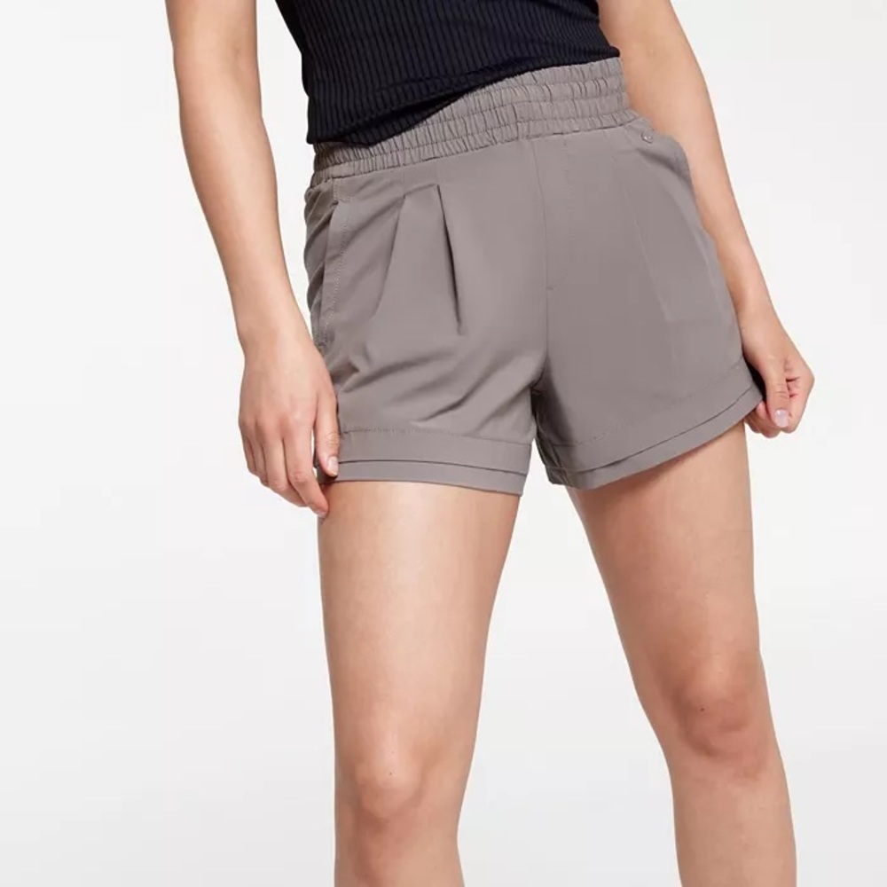 NWT Calia Journey High Rise Short 4”